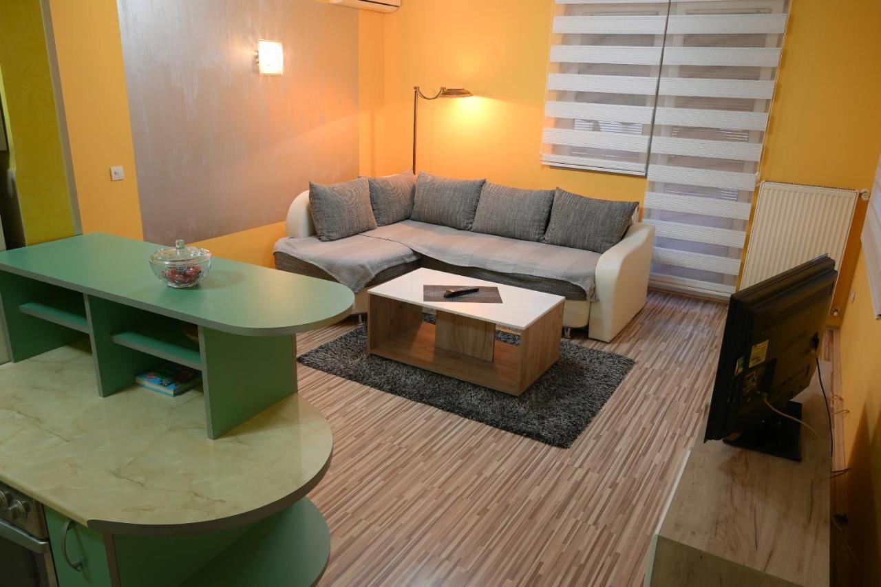 Mb Apartments Ягодина Экстерьер фото