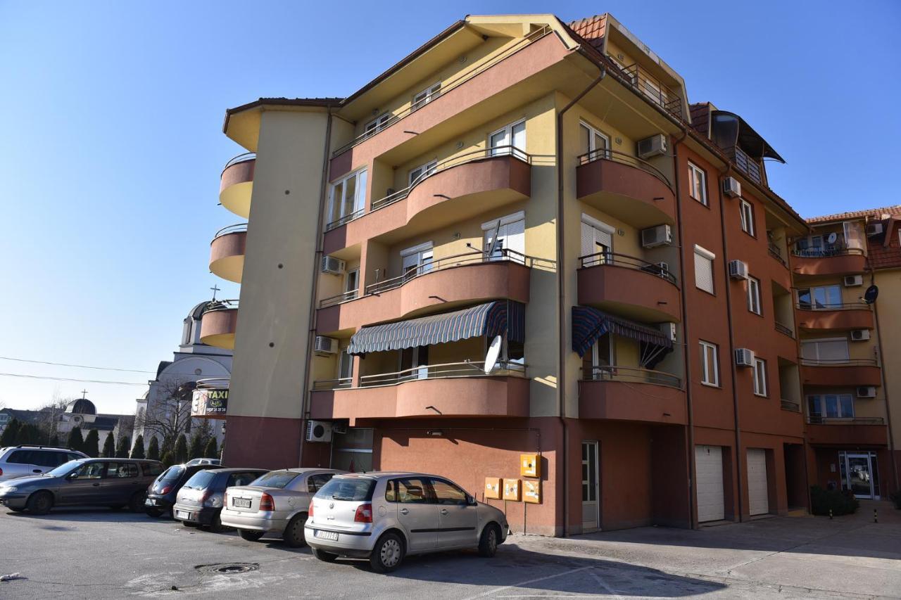 Mb Apartments Ягодина Экстерьер фото