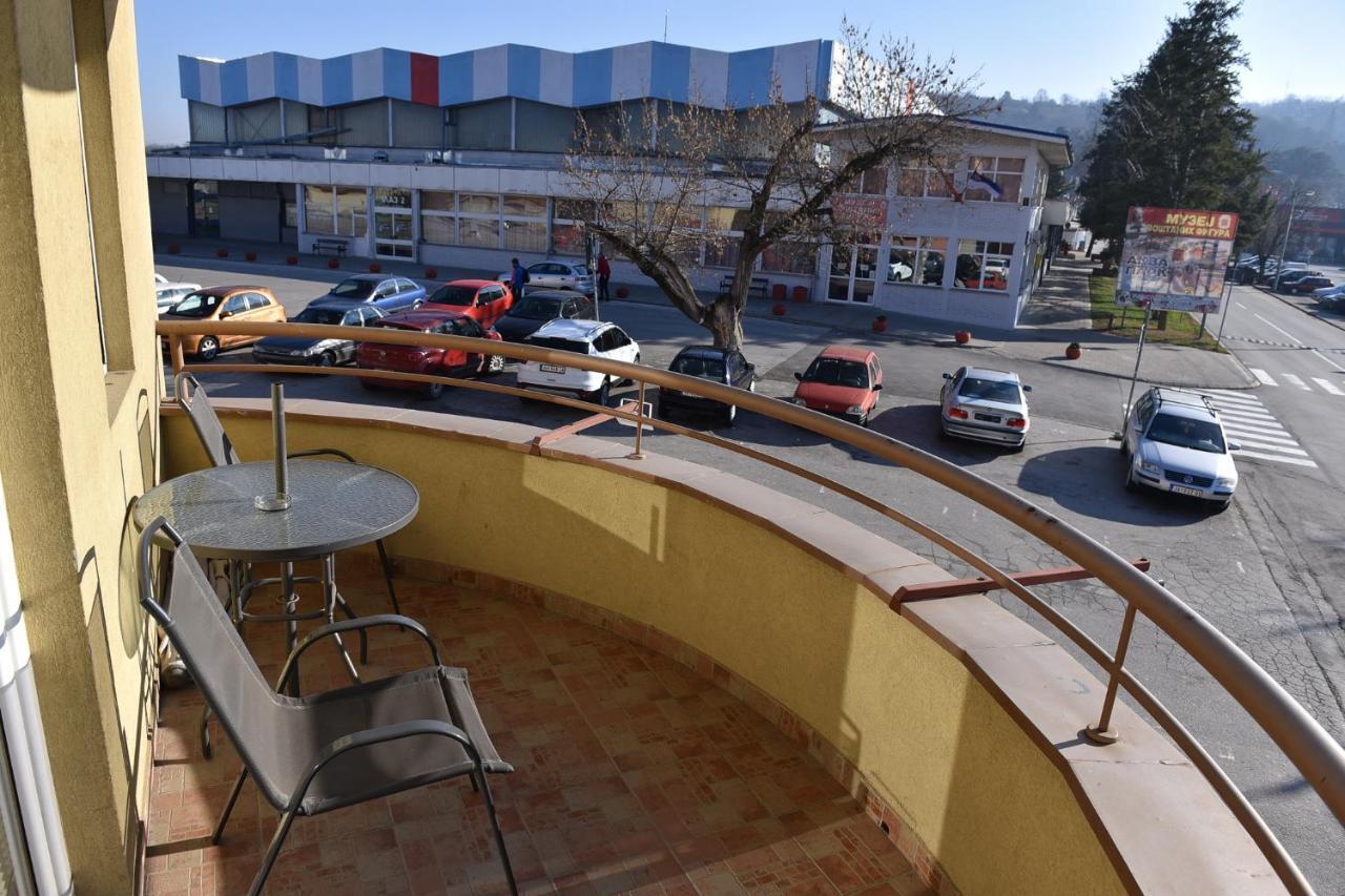 Mb Apartments Ягодина Экстерьер фото